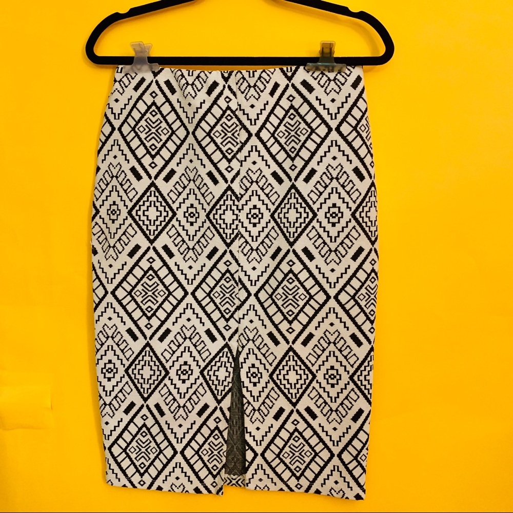 Zara Aztec Black & White Skirt